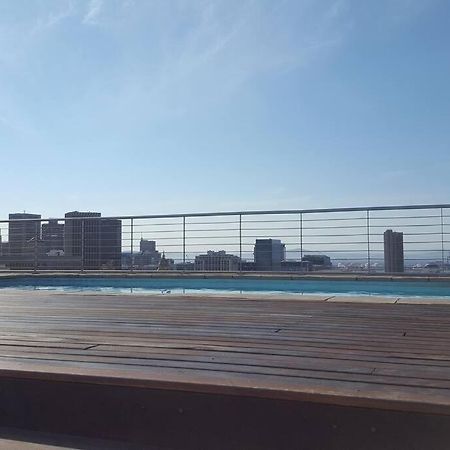 Apartamento Four Seasons 818- Spacious Cbd Studio - Onsite Parking, Gym & Rooftop Pool Ciudad del Cabo Exterior foto